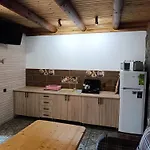 арніка *