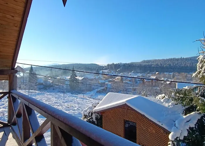 Ferienhaus арніка з чаном Worochta